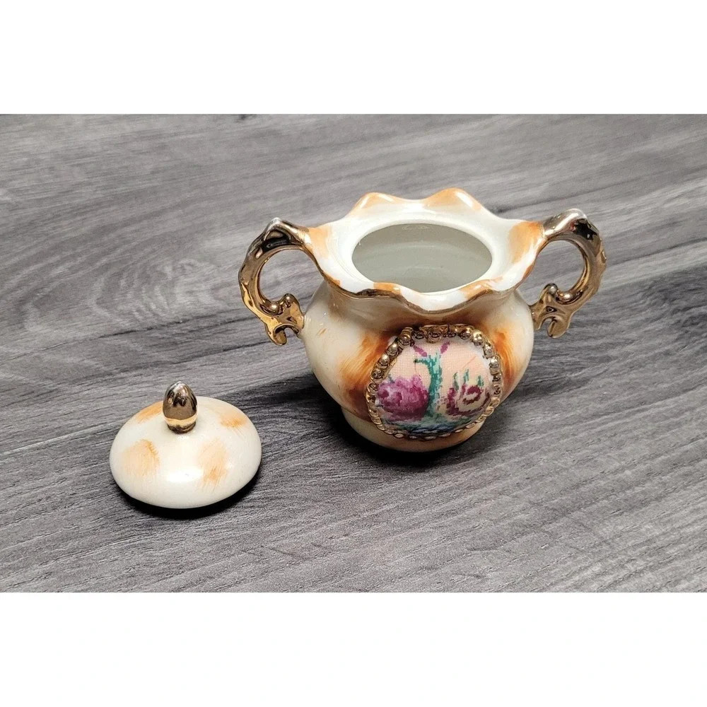 Vintage Enesco Sugar Dish With Lid Floral/Flower Pattern